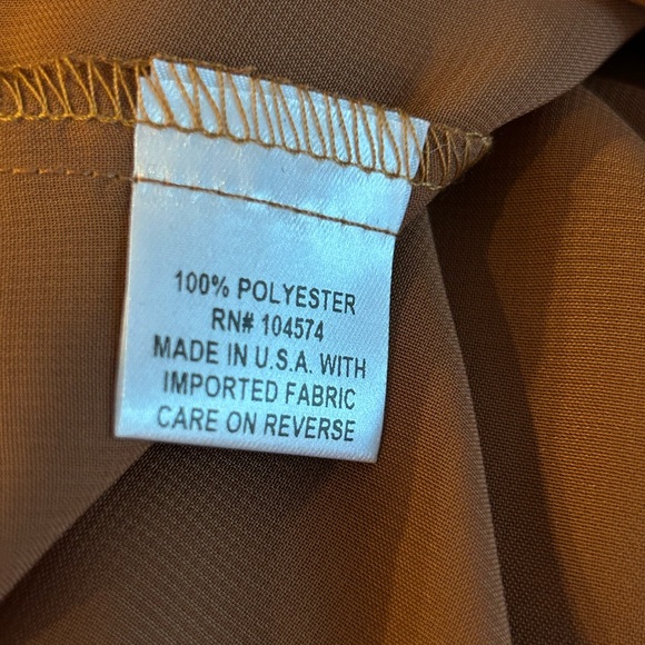 Lisa & Lucy Sheer Off the Shoulder Blouse in Coffee. Women’s Medium - Picture 9 of 9